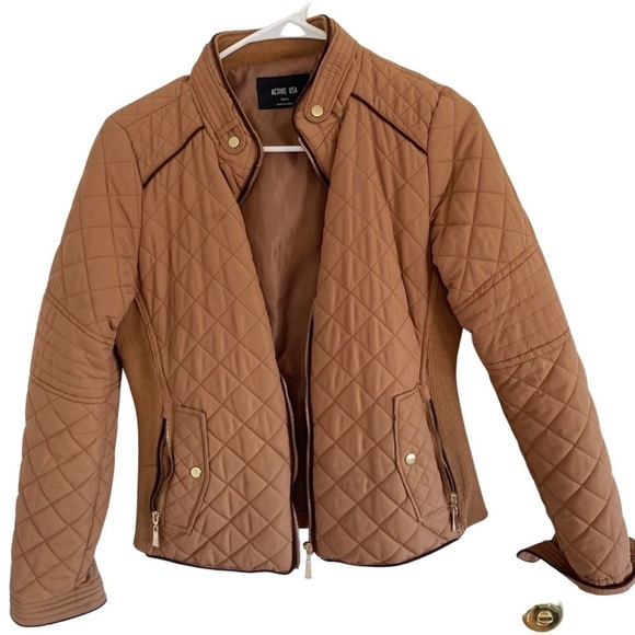 Active USA Camel Diamond Quilted Jacket Size Small - Picture 4 of 13